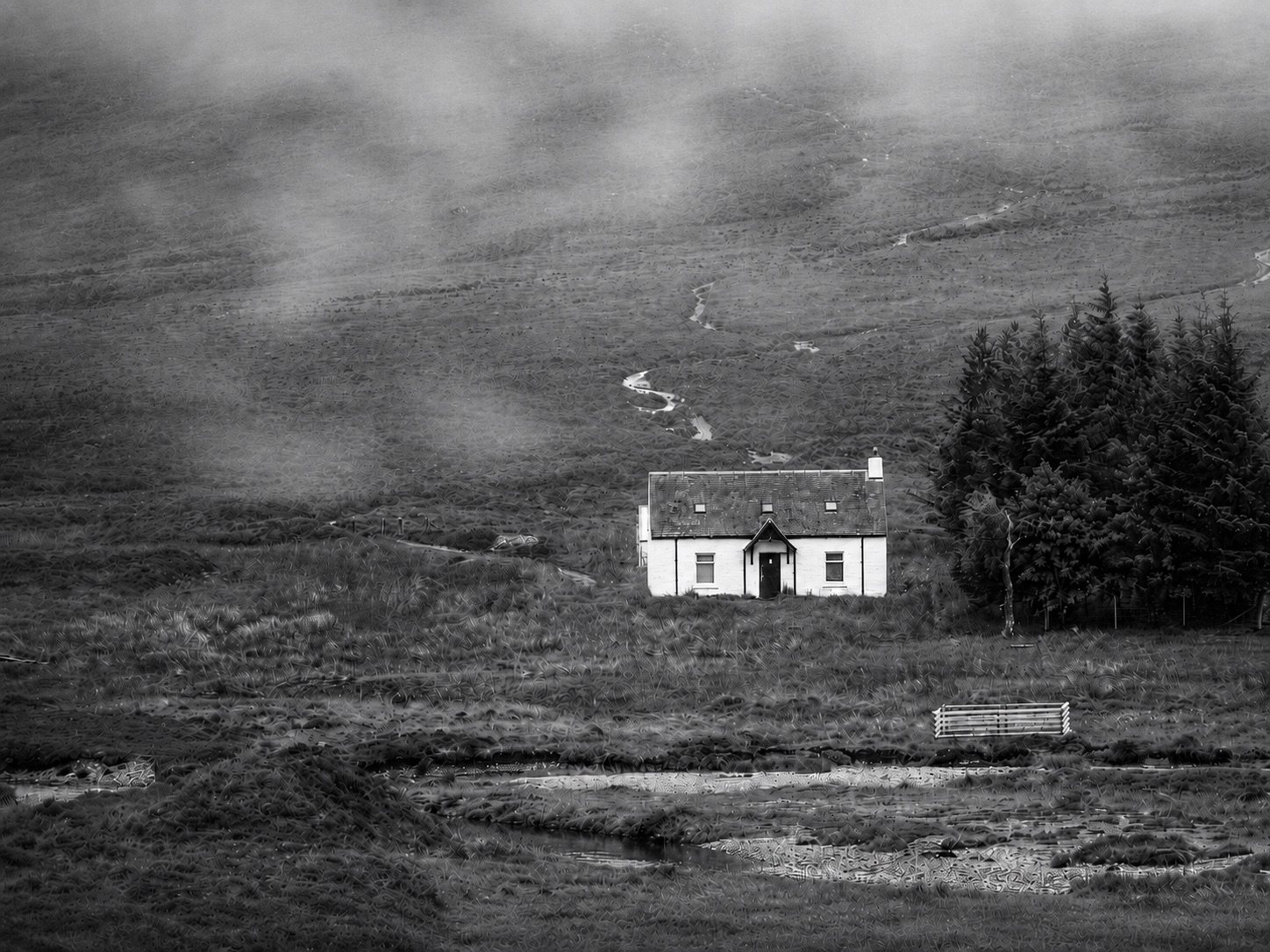 Casa blanca en el paisaje de Glencoe